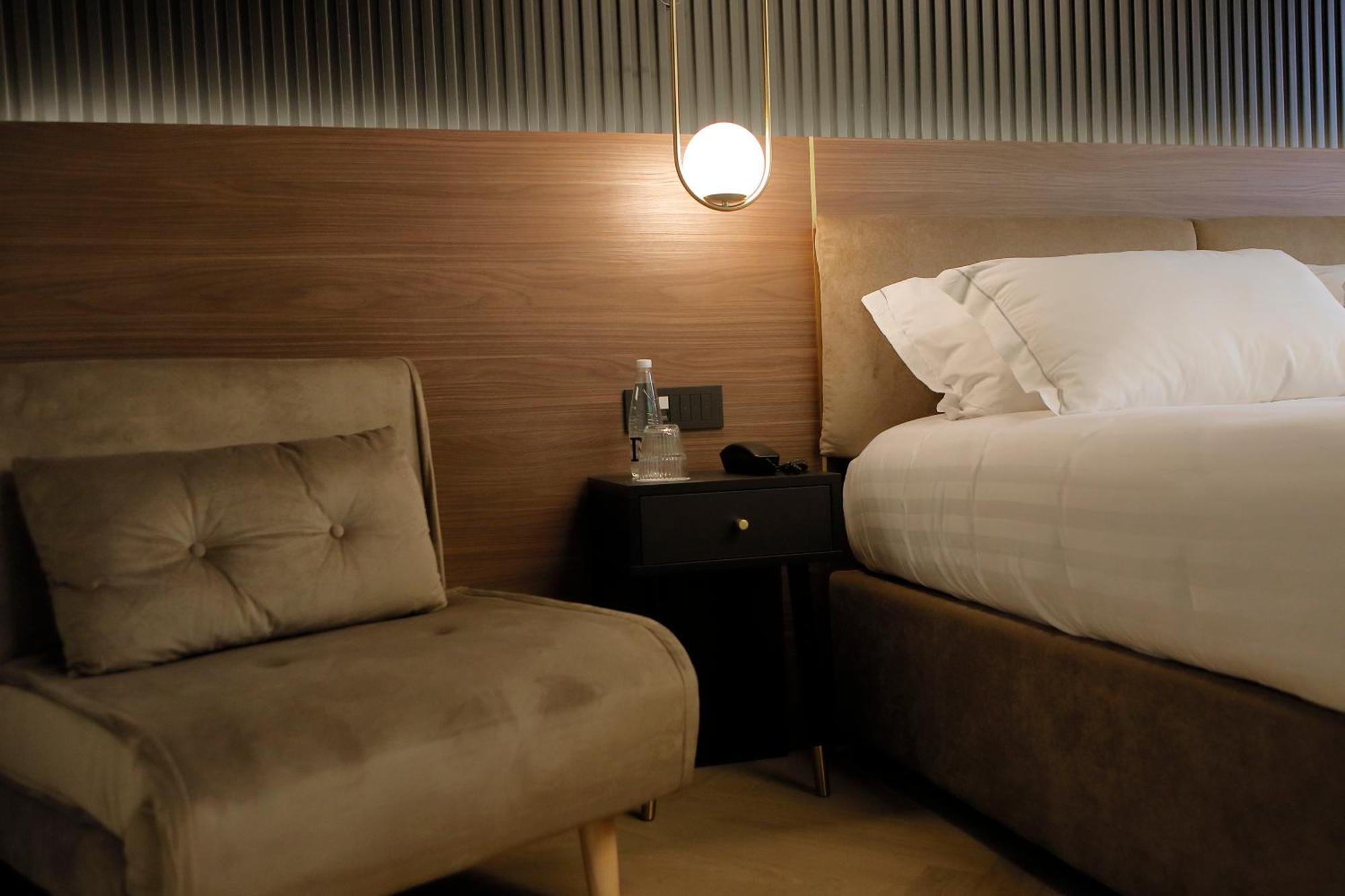 Hotel Namia By Dori Bardolino Extérieur photo