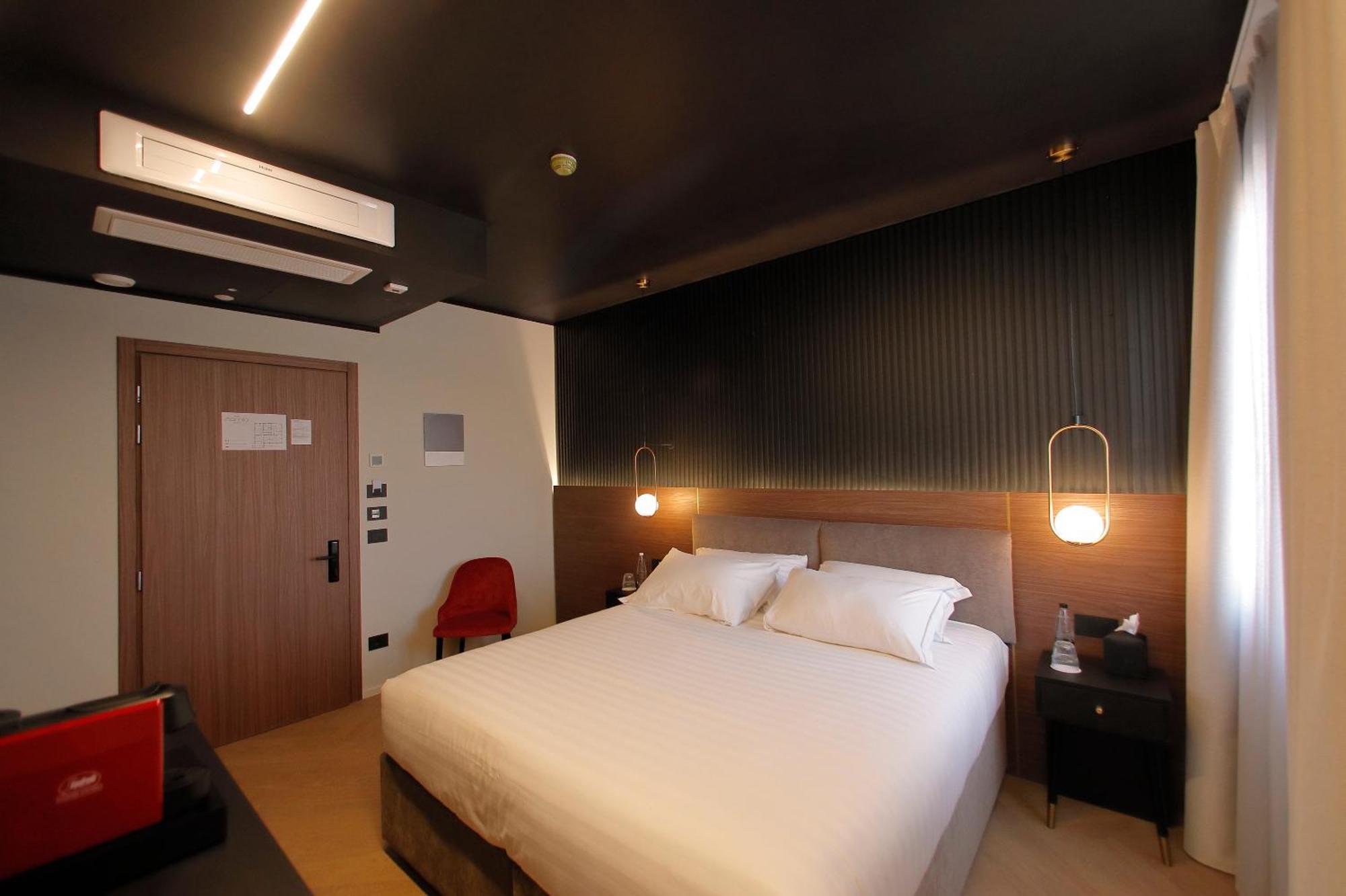 Hotel Namia By Dori Bardolino Extérieur photo