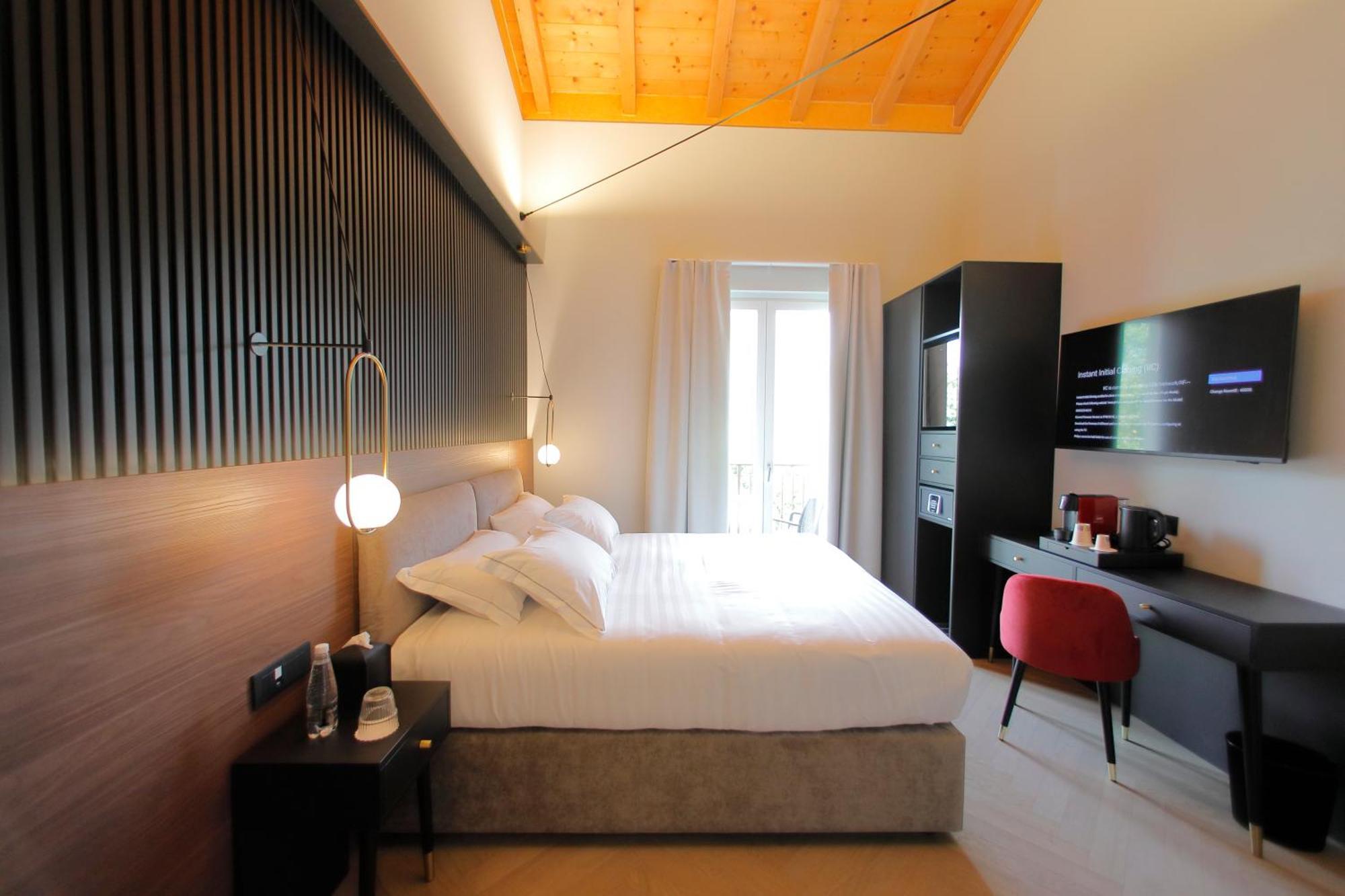Hotel Namia By Dori Bardolino Extérieur photo