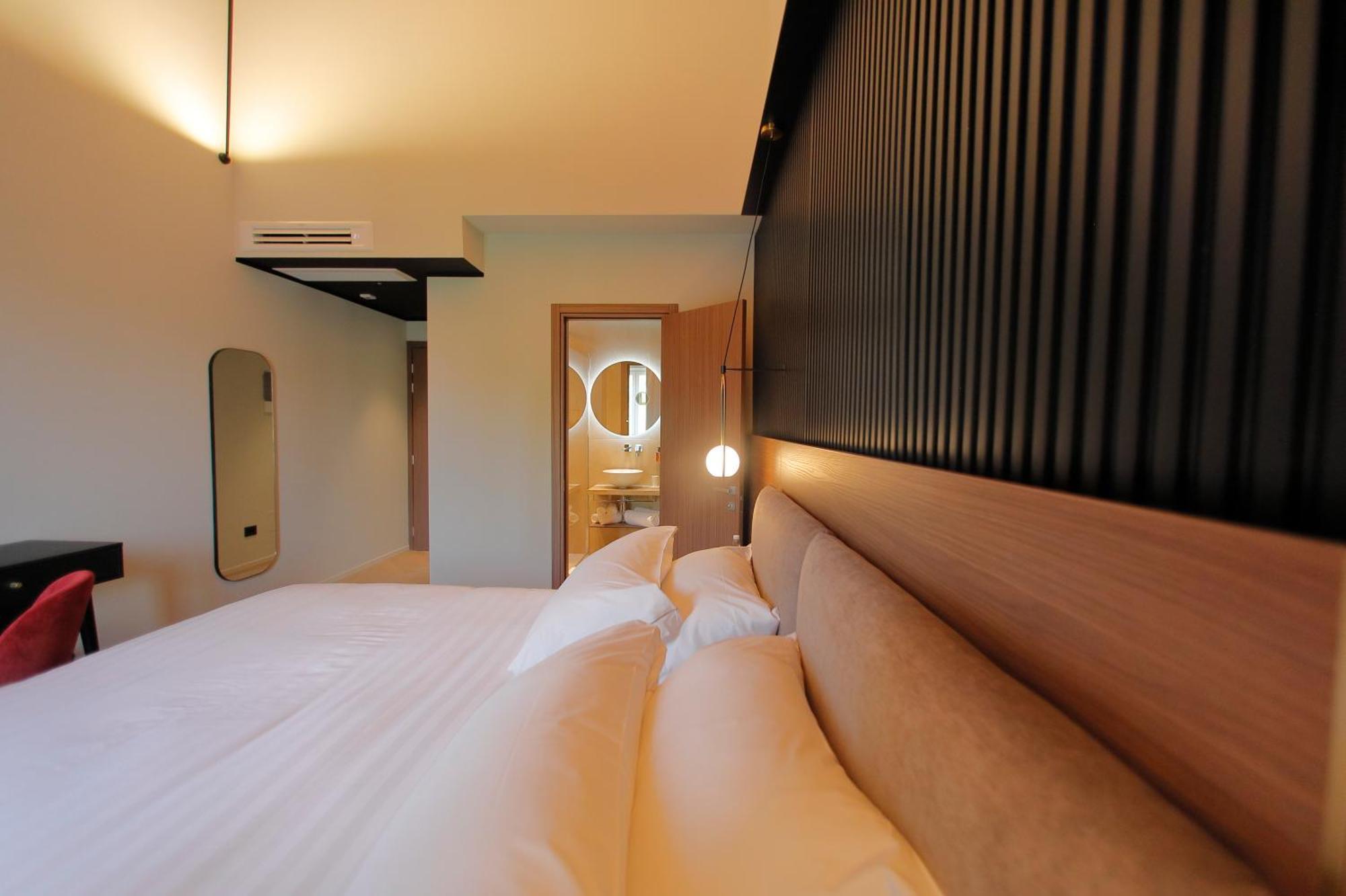 Hotel Namia By Dori Bardolino Extérieur photo