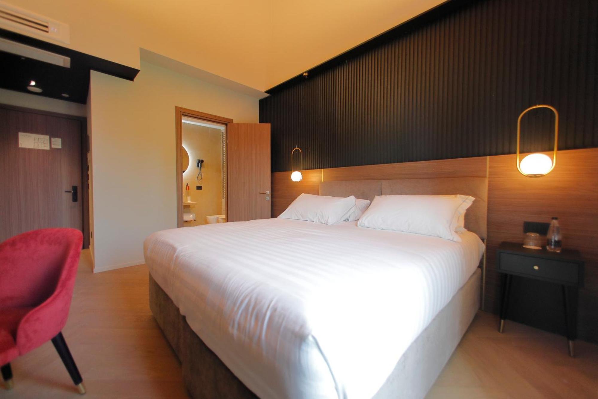 Hotel Namia By Dori Bardolino Extérieur photo
