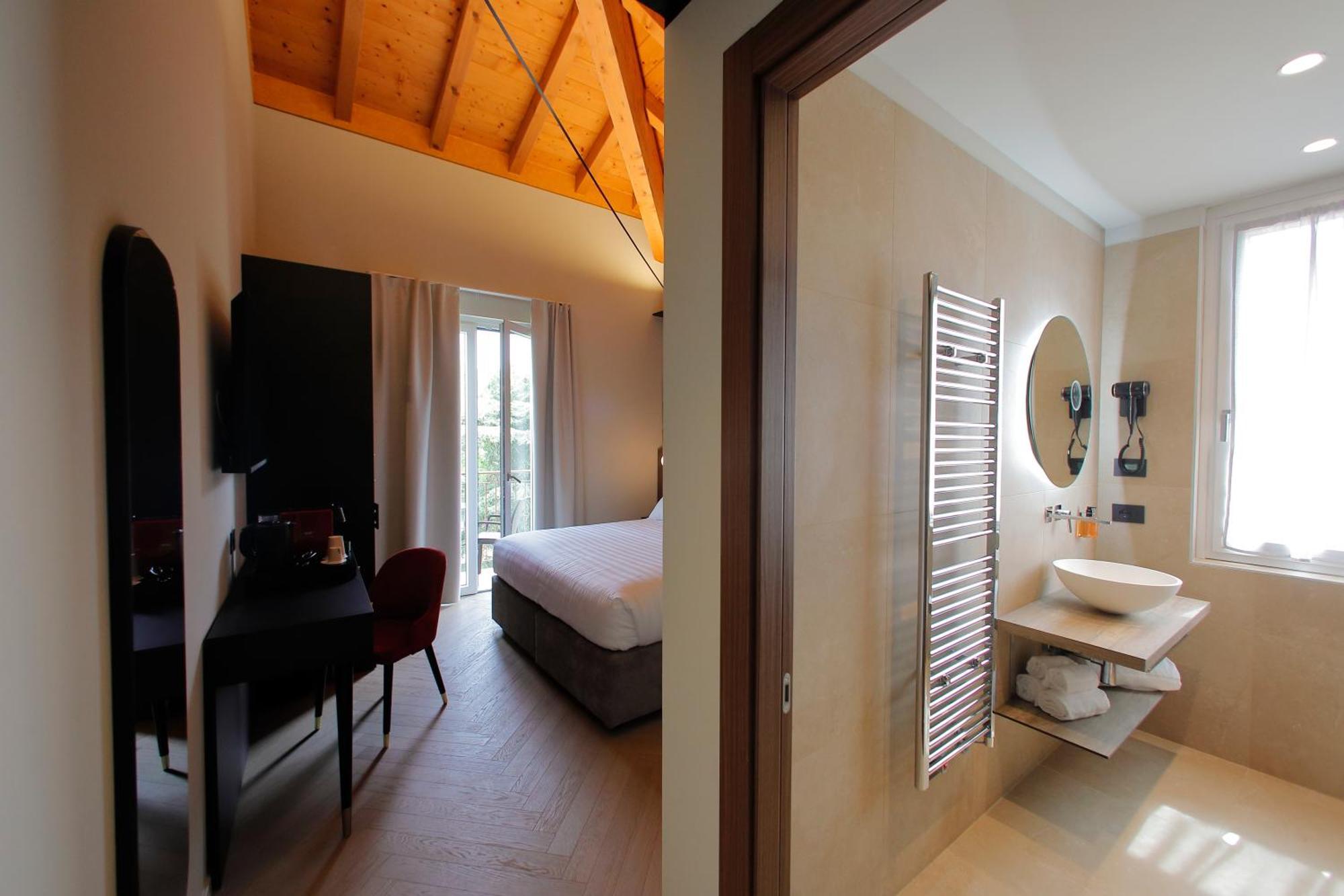 Hotel Namia By Dori Bardolino Extérieur photo