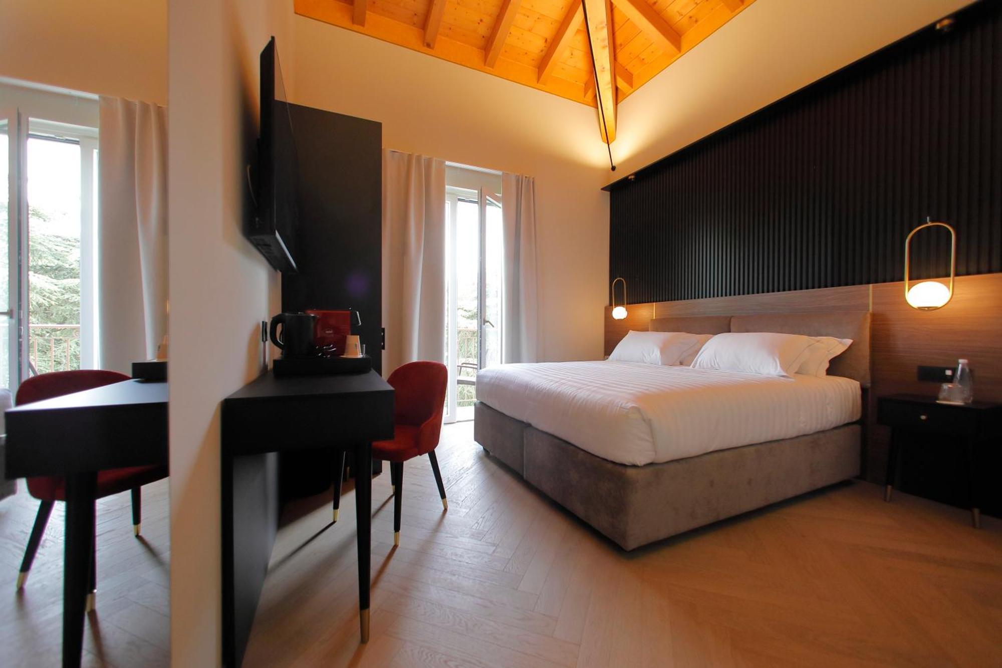 Hotel Namia By Dori Bardolino Extérieur photo